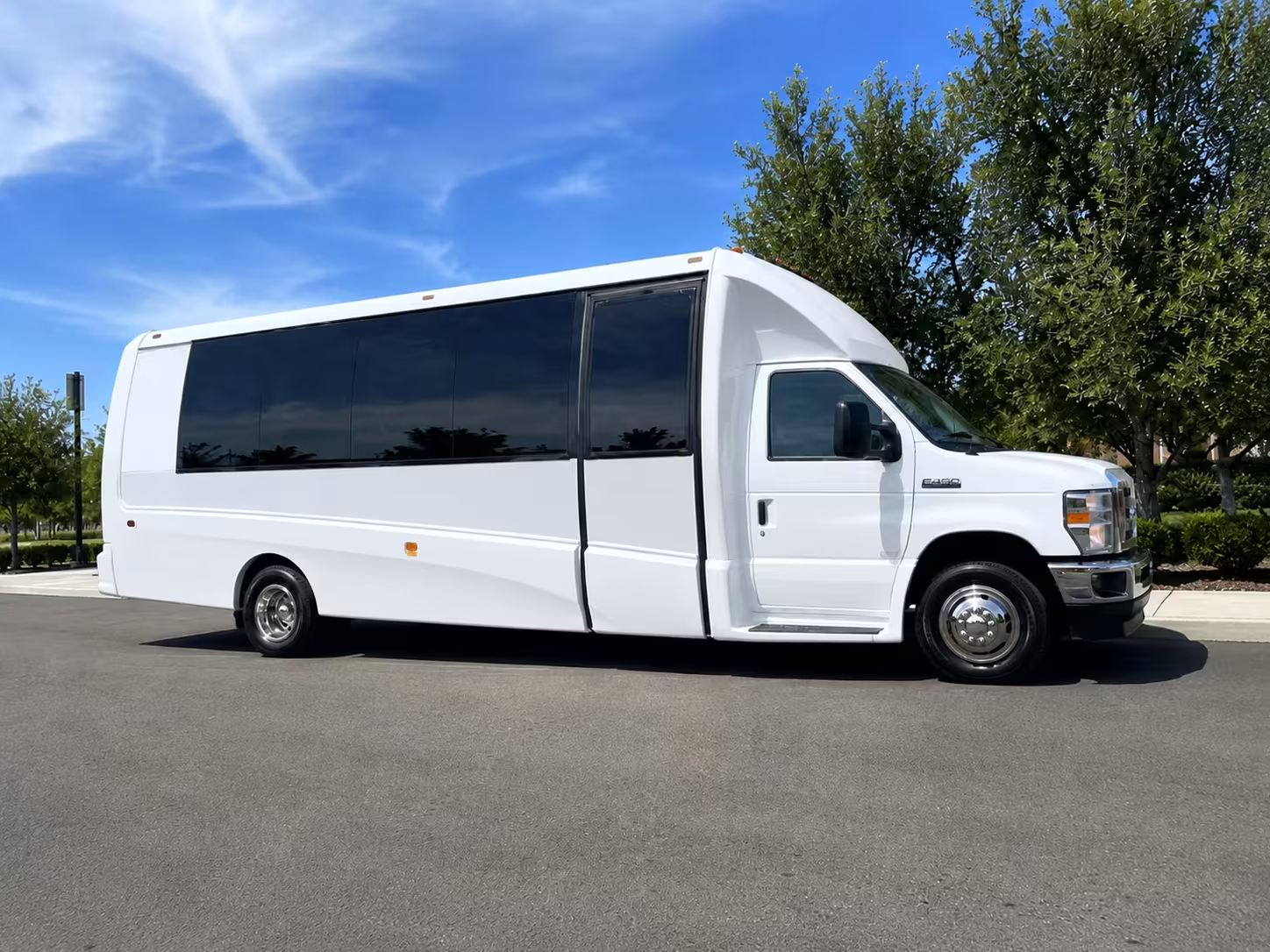 18 passenger minibus
