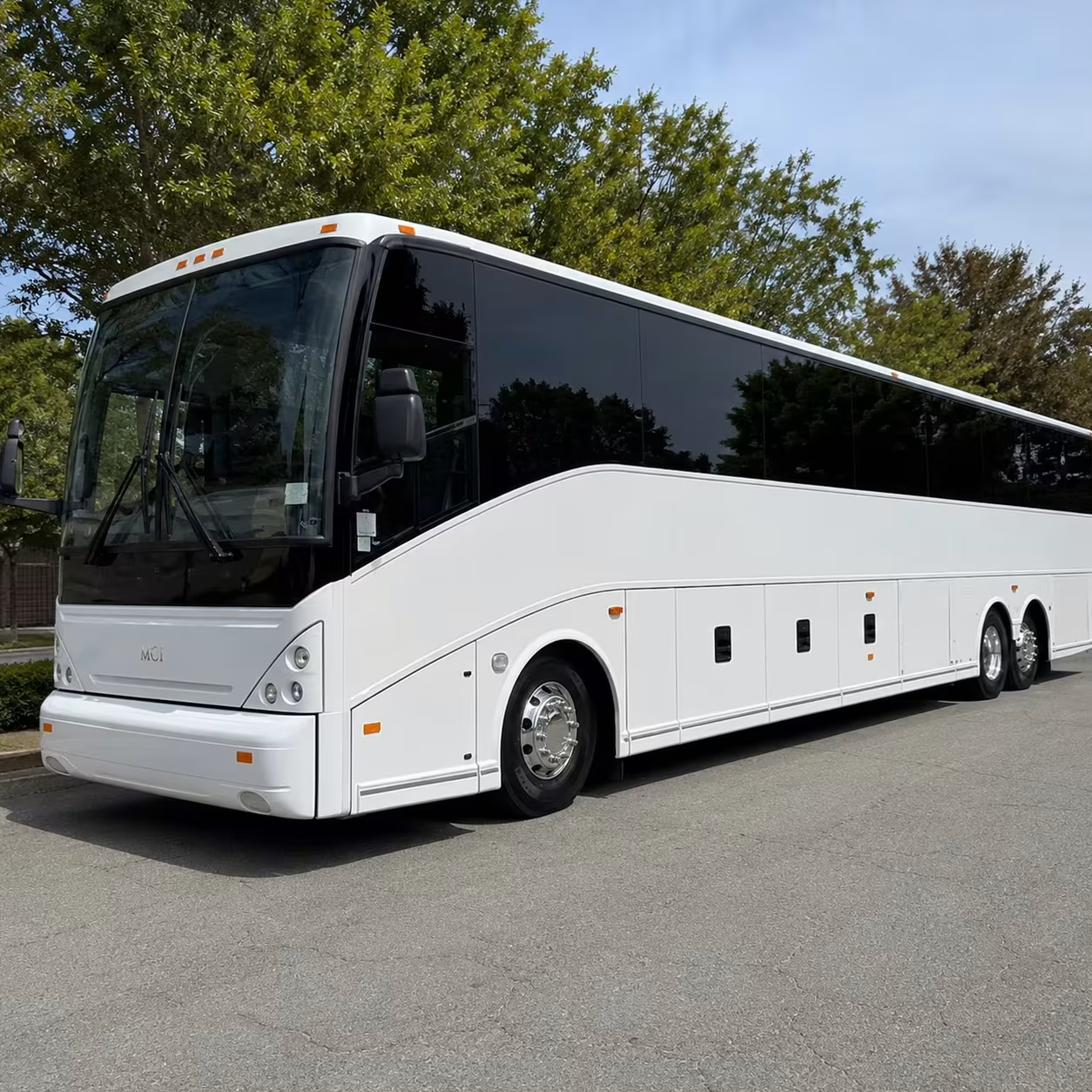 oceanside charter bus rentals to san diego international airport