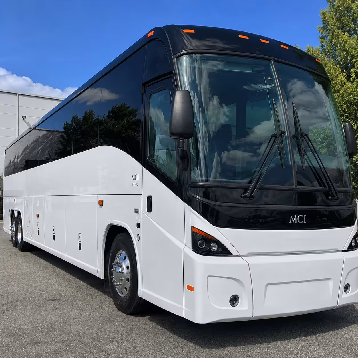 oceanside charter buses for viejas arena and snapdragon stadium
