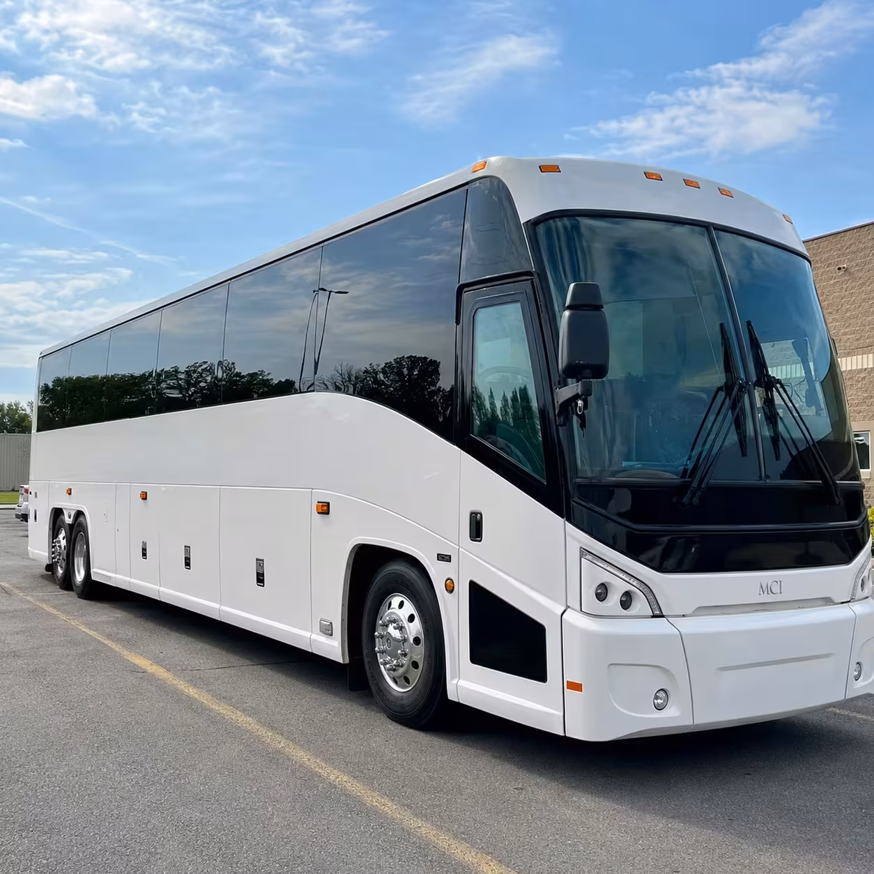 oceanside charter buses to the uss midway museum and balboa park